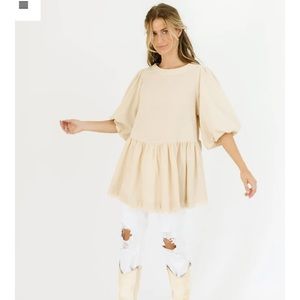 Beautiful Shop Zoco Blouse! 💛NWT -size M